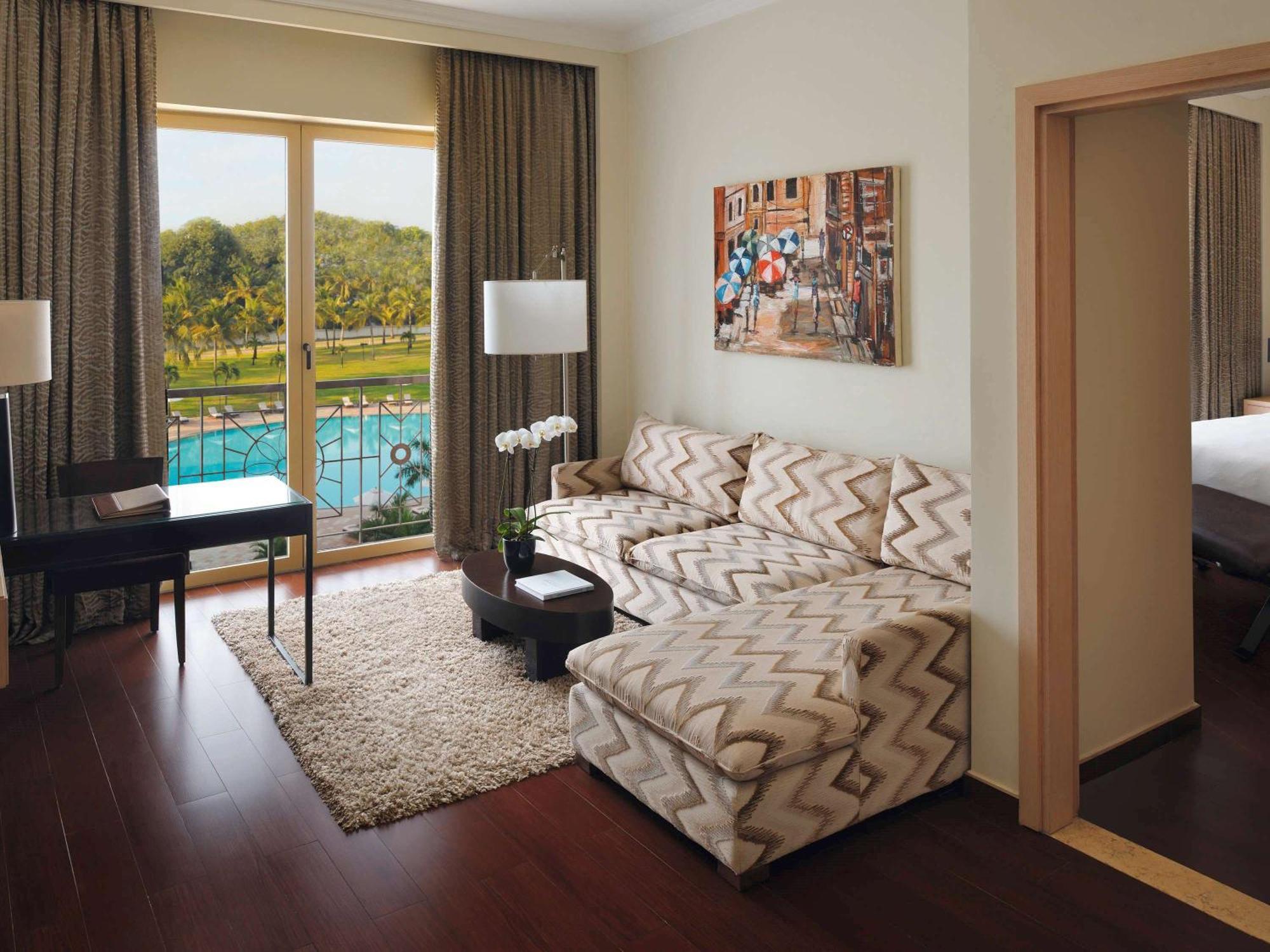 Moevenpick Ambassador Hotel Acra Exterior foto
